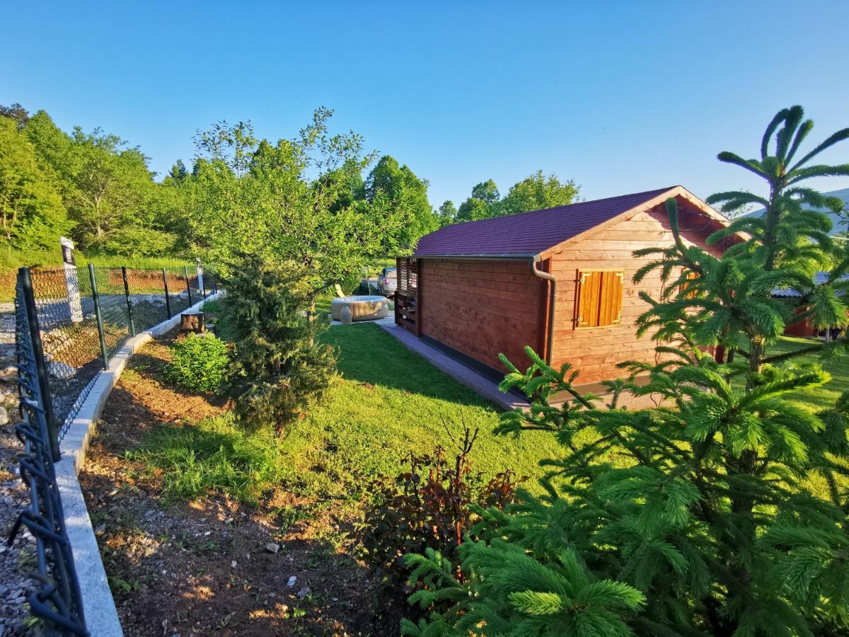 Cottage La Sierra With Jacuzzi 科雷尼察 外观 照片