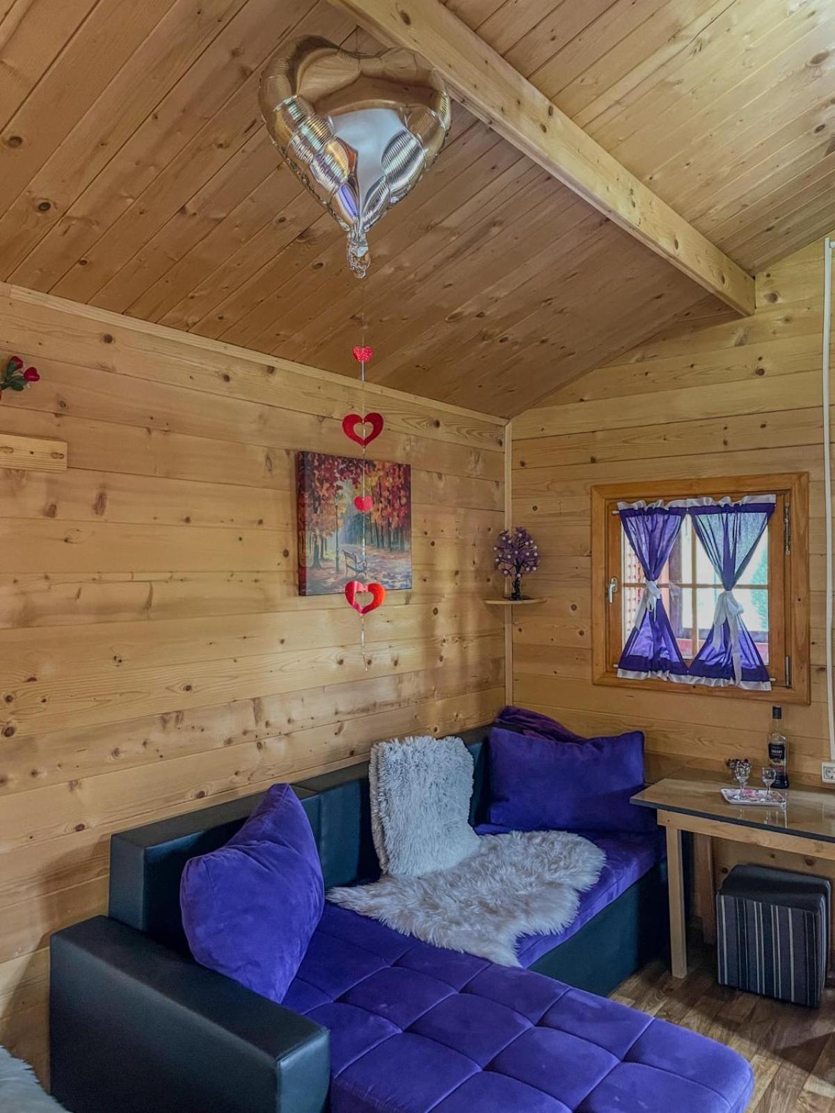Cottage La Sierra With Jacuzzi 科雷尼察 外观 照片