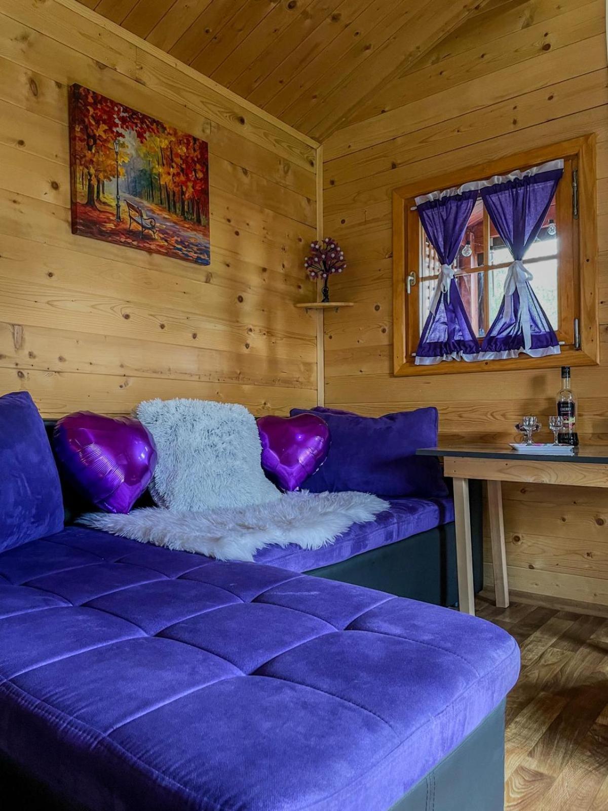 Cottage La Sierra With Jacuzzi 科雷尼察 外观 照片