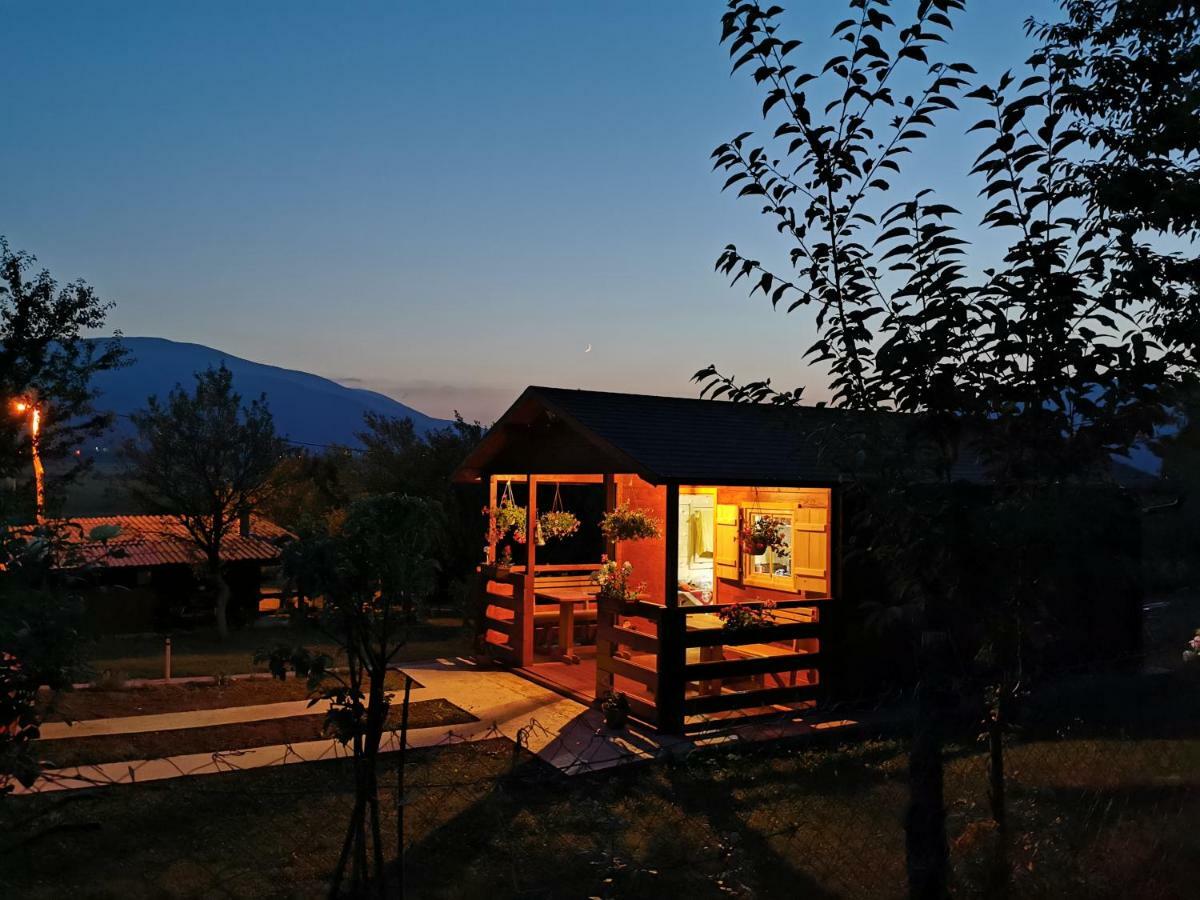 Cottage La Sierra With Jacuzzi 科雷尼察 外观 照片